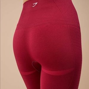 Gymshark seamless berry crop leggings